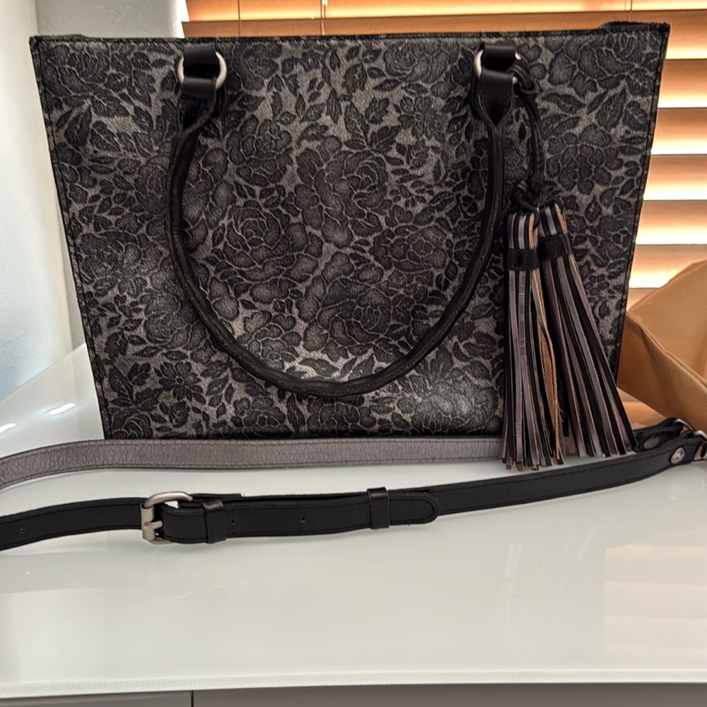 Patricia Nash Elegant Black Floral Shoulder Bag w/crossbody strap